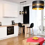 Apartament Sloneczny Przy Rybackiej Kołobrzeg